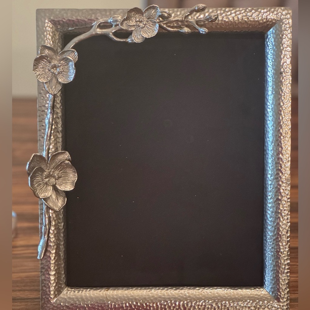NWOT Michael Aram 8” x 10” Silver Orchid Collection Elegant &Large Picture Frame - Picture 3 of 7
